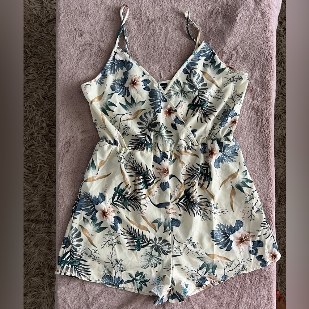 Shein Short Floral Cami Romper Size XL (US M-L)